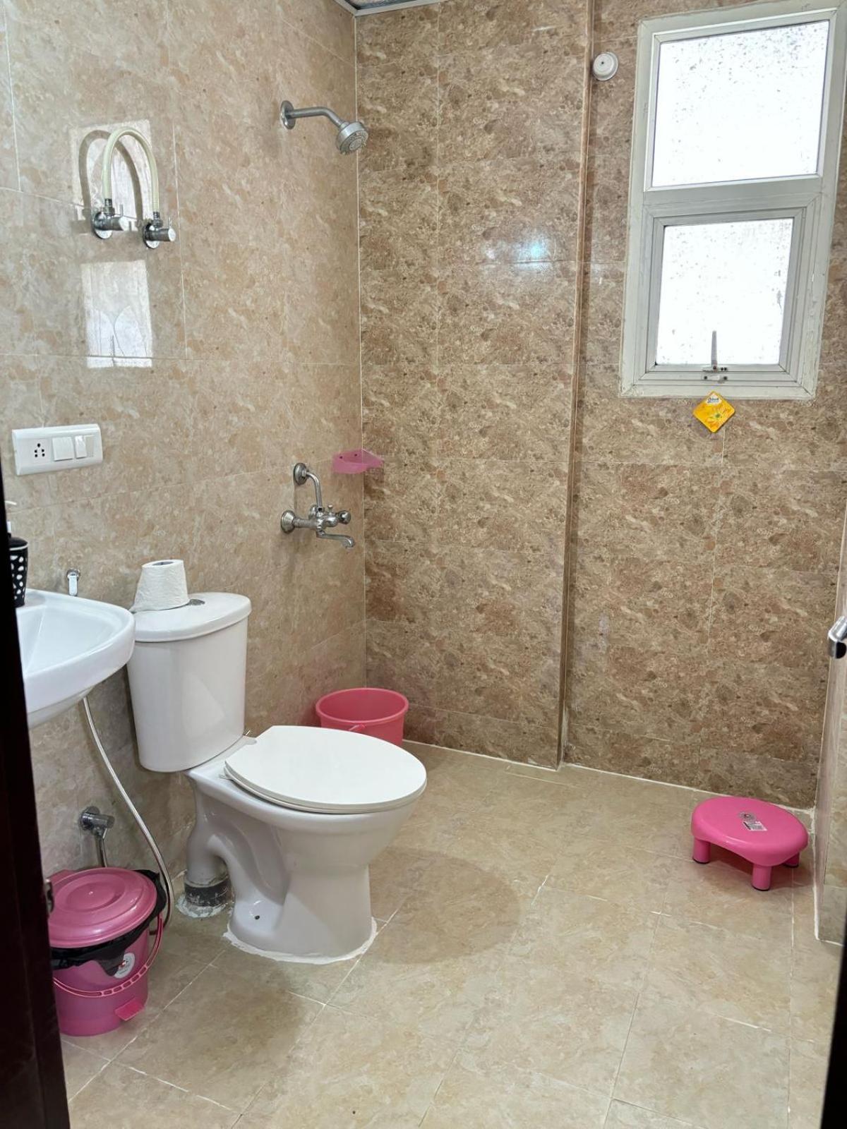 Apartment Easytrip Lucknow